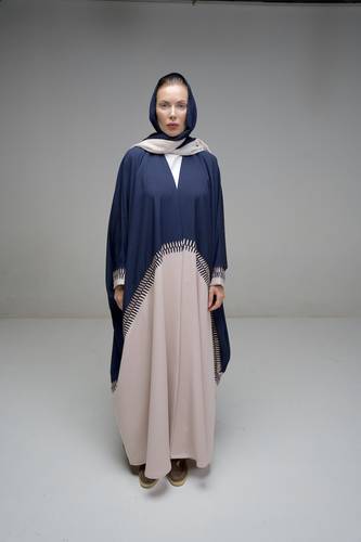 عباية بشت مطرزة - K379