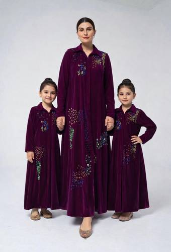 جلابية بناتي مخمل باللون العنابي - Kids142