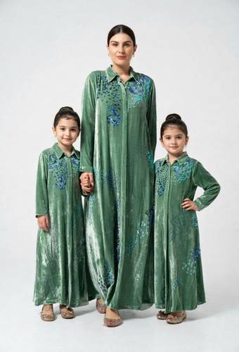 جلابية بناتي مخمل باللون الأخضر الزيتوني - Kids143