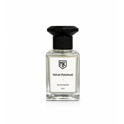 عطر ناعم دافئ – كريمي – أنثوي راقي باشولي