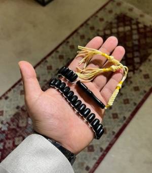 يوناني أسود ملكي كركوشة