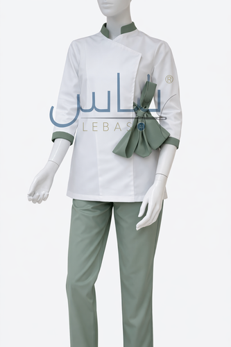 طقم سكراب اوف وايت واخضر مع ربطة فيونكة