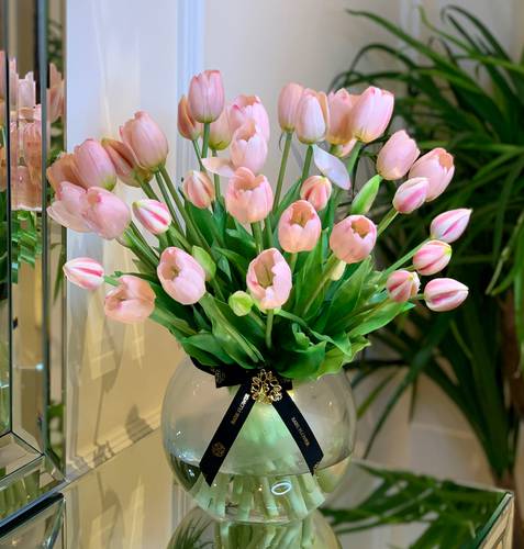 Pink Tulips صناعي