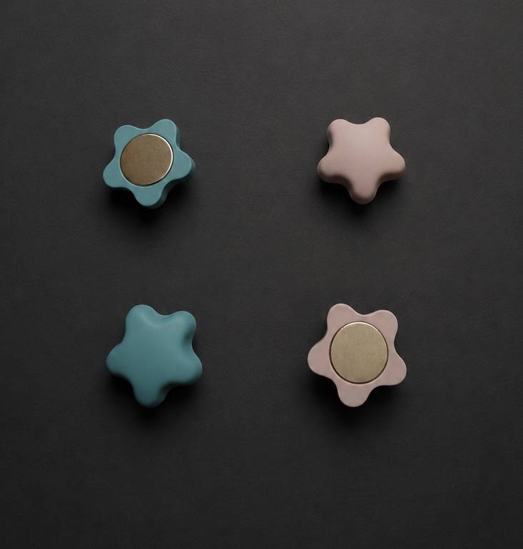 Star magnetic pins (Pack of 2)