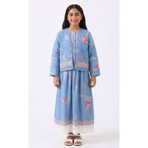 فستان أطفال مع جاكيت من القطن الثقيل باللون الأزرق السماوي مزينة بطبعات زهور وردية وأزرار أمامية بحافة سفلية بيضاء مطرزة&nbsp;