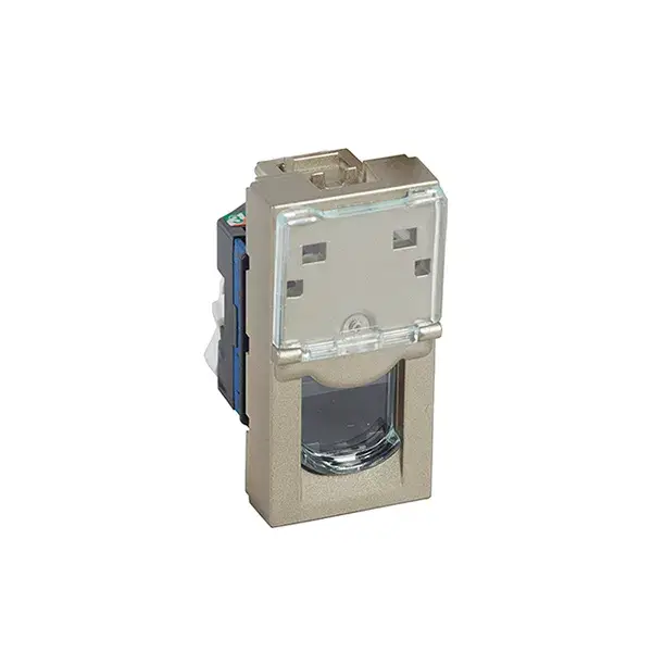 ليجراند - فيش بيانات أرتيور - RJ45 - Cat.6 - UTP - مربع - 1 موديول - بيج