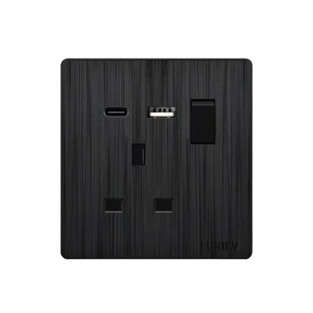 فيش 13 امبير مع LUXIFY USB + TYPE C اسود مطور