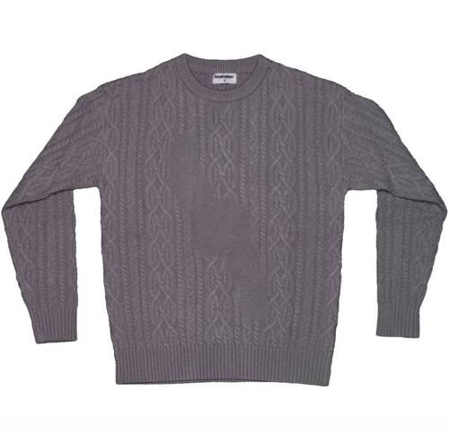 GREY SWEATER