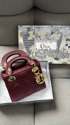 ديور عنابي7