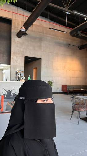 نقاب قصير مطاط عادي ، بدون مقوى
