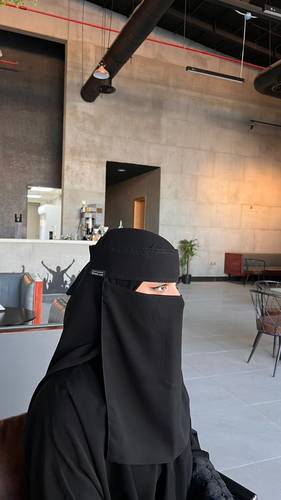 نقاب طويل مطاط عادي، بدون مقوى