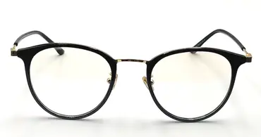 IQ-80039 / نظارة-طبية-اطار كامل- بلاستيكية للنساء