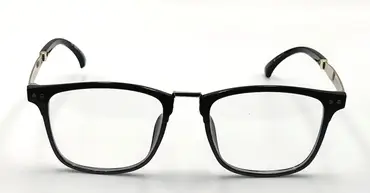 IQ-LG1609 / نظارة-طبية-اطار كامل- بلاستيكية للنساء