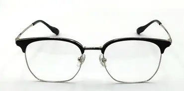 IQ-41051 / نظارة- طبية-معدنية-اطار كامل-للنساء