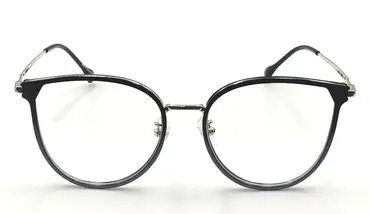 IQ-68028 / نظارة-طبية-اطار كامل- بلاستيكية للنساء