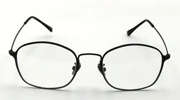 IQ-M2707 / نظارة-طبية-اطار كامل- معدنية للنساء