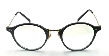 IQ-80015 / نظارة-طبية-اطار كامل- بلاستيكية للنساء