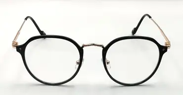 IQ-50106 / نظارة-طبية-اطار كامل- من البلاستيكة -للنساء
