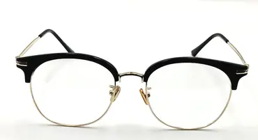 IQ-M60137 / نظارة-طبية-اطار كامل- معدنية للنساء