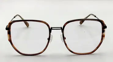 IQ-BS6108 / نظارة-طبية-اطار كامل- بلاستيكية للنساء