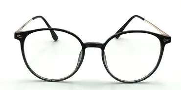IQ-31104 / نظارة- طبية-بلاستيكية-اطار كامل-للنساء