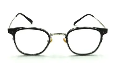 IQ-M60009 / نظارة-طبية-اطار كامل- معدنية&nbsp;للنساء