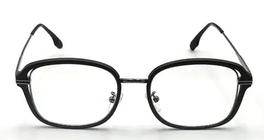 IQ-31283 / نظارة- طبية-بلاستيكية-اطار كامل-للنساء
