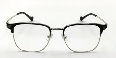 IQ-41060 / نظارة- طبية-معدنية-اطار كامل-للنساء