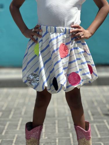 Puff skirt & glitter dots 