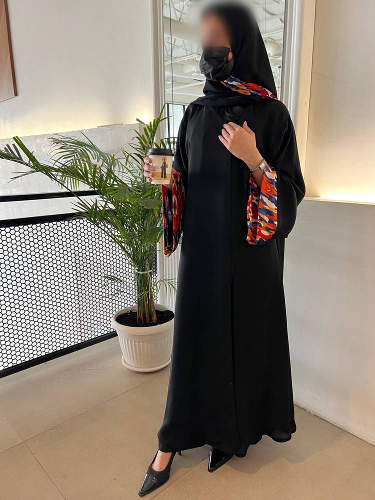 عباية صيفية.