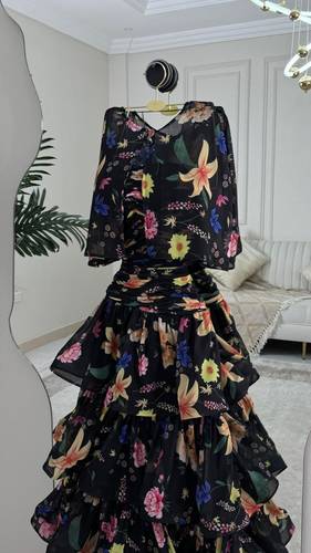 فستان مشجر طبقات  - اسود - 2XL