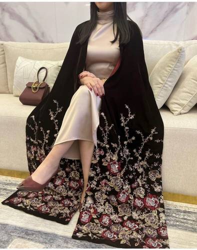 جلابيه قطعتين مخمل  - S - عودي 