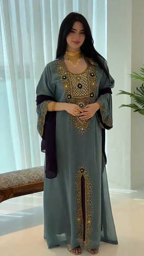 جلابيه سهره مطرزه بطرحه  - S