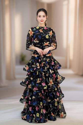 فستان مشجر طبقات  - اسود - 2XL