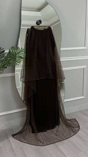 جلابيه مطرزه مع بشت تل  - S