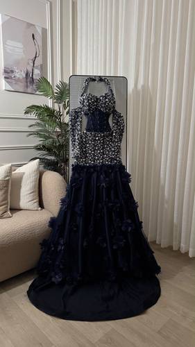 فستان سهره خرز مع ورد بذيل طويل  - 2XL - لحمي