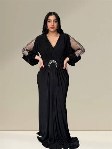 فستان سهرة أسود فاخر بتصميم سمكة وخامة كريب ADM 