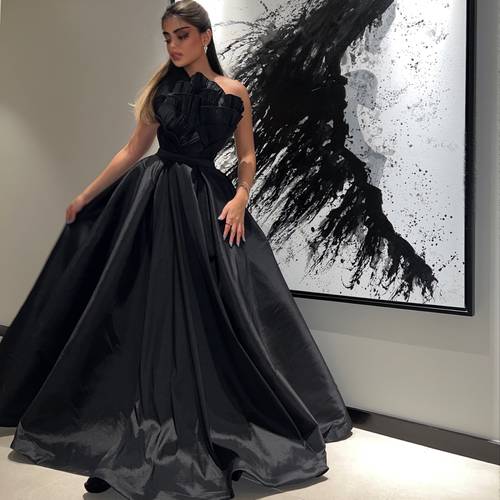 BLACK SWAN 