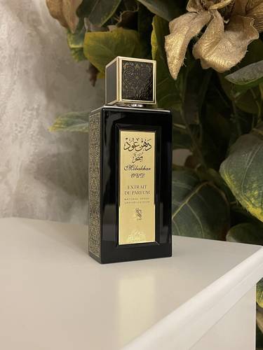 عطر دهن عود مبخر (جديد بدون العلبة)