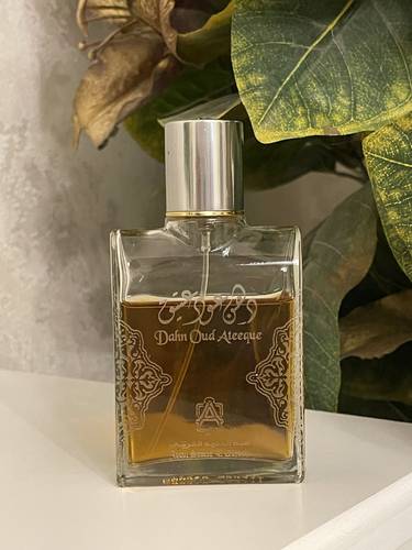 عطر دهن عود عتيق