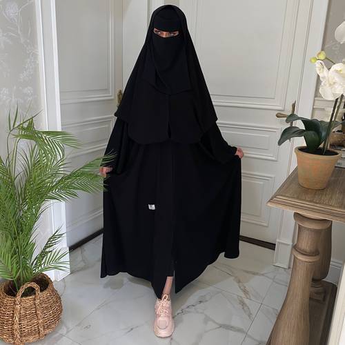 عبايه كلوش ( كتف راس )