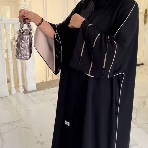 قصة ( اماراتي كلوش ) كم شك
