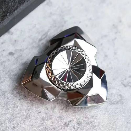 Diamond spinner