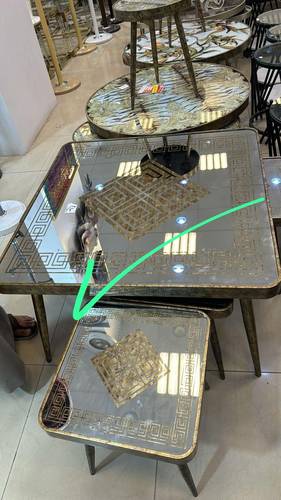 طقم طاولات الجزيرة
