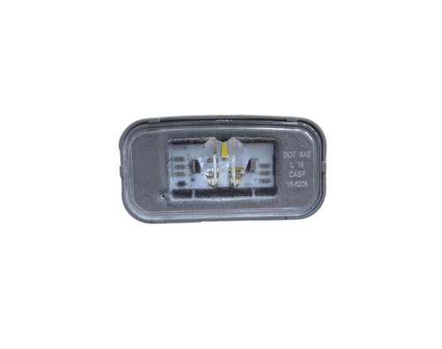 لمبة لوحة كامري 2018 LED