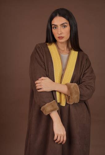 Velvet Brown Farwa 