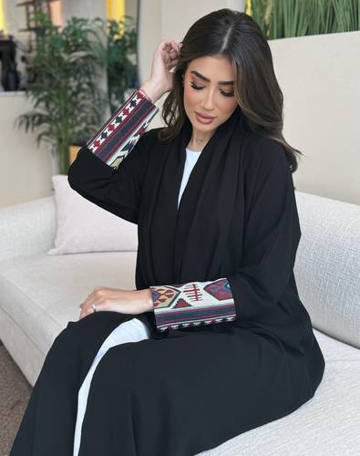 Black cardigan with sleeve print 