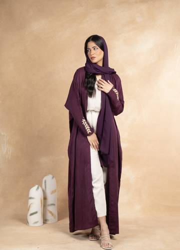 Burgundy pinkish with beige embroidered arrow 