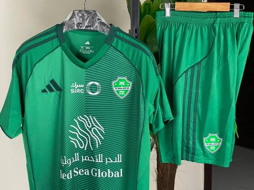 طقم الاخضر لموسم 25-26