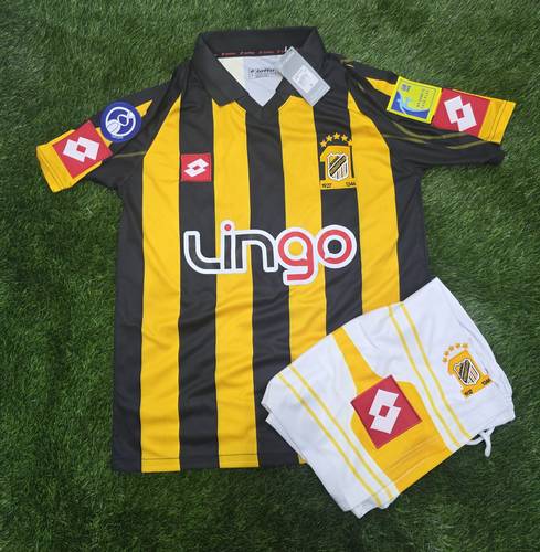 طقم كلاسيكي للاتحاد 2004-2003